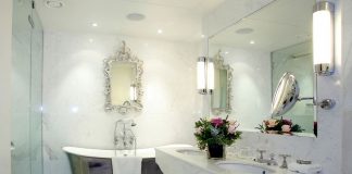 Дизайн белой ванной комнаты